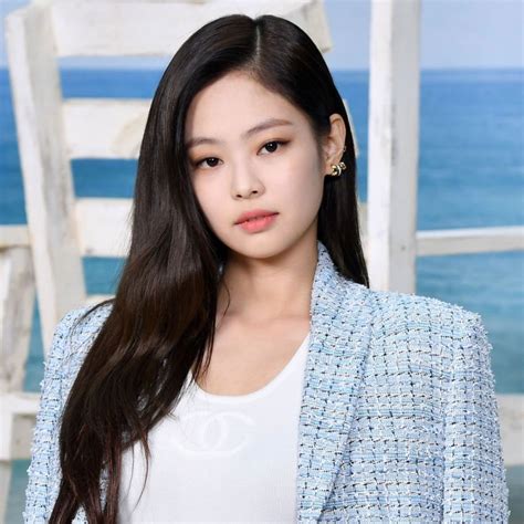 jennie height|JENNIE (BLACKPINK) Profile (Updated!)